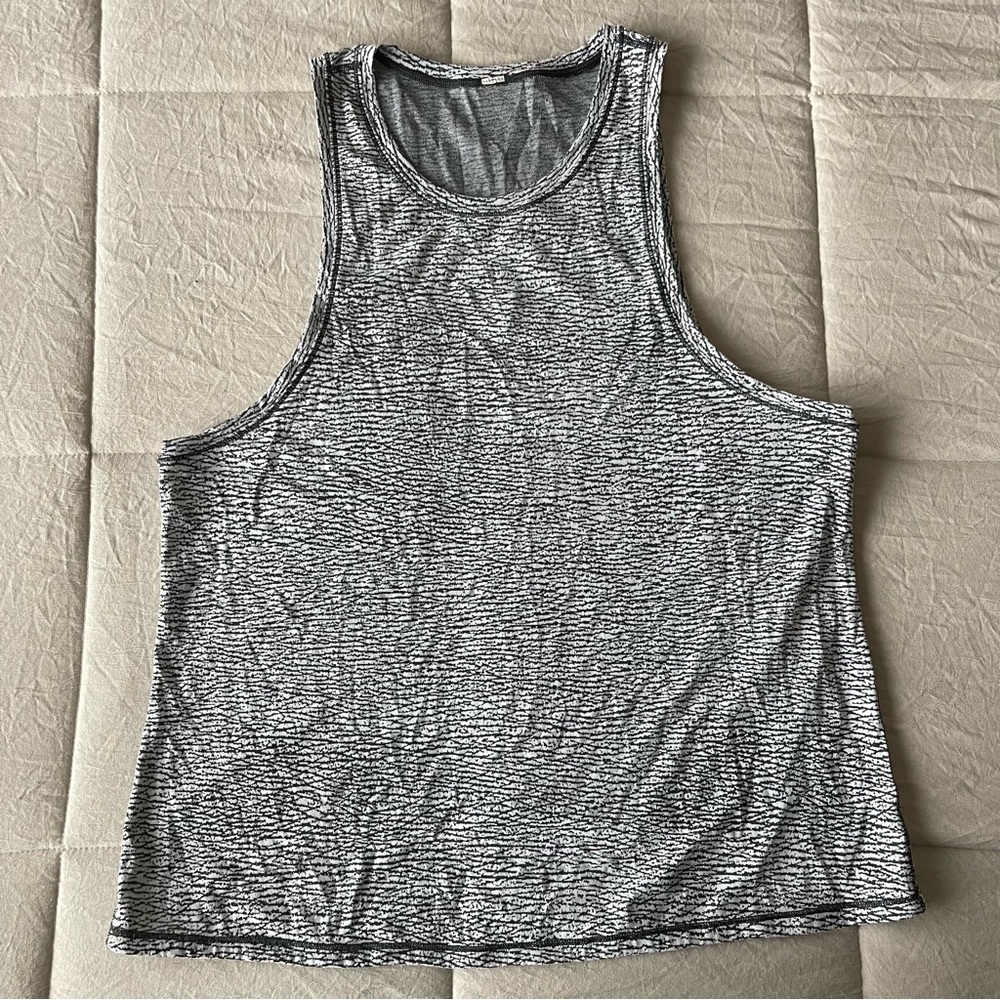 Lululemon Squad Goals Tank Black and White Size 8